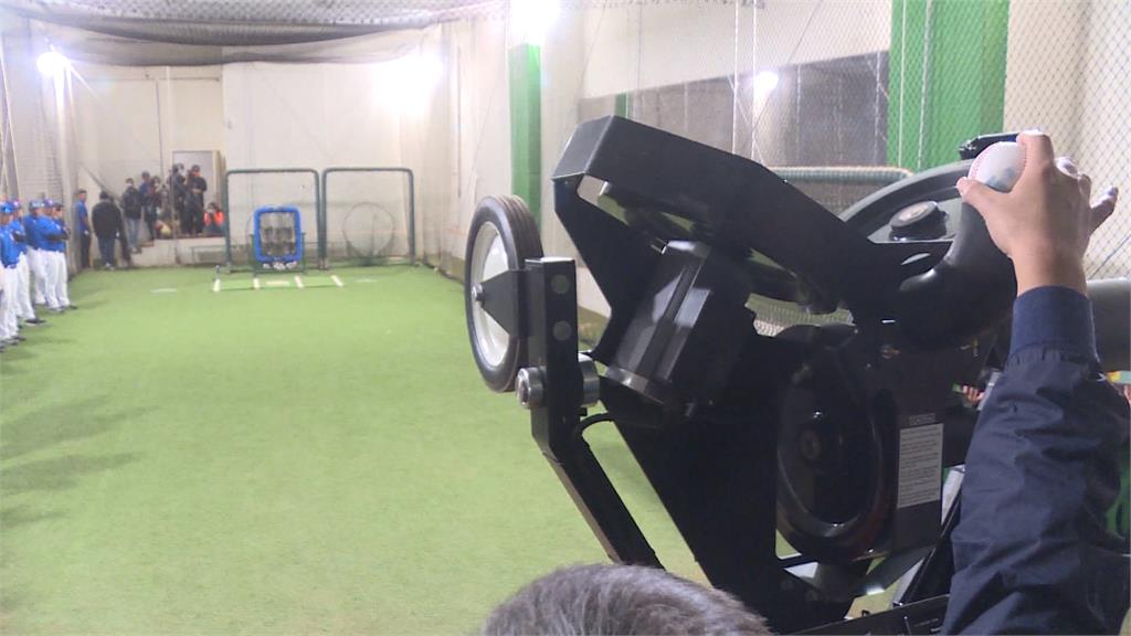 台灣備戰經典賽秘密武器 亞洲唯一「智慧發球機」模擬大谷翔平球路