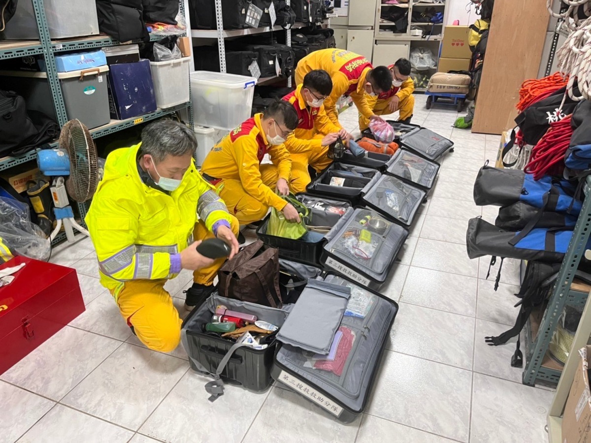 土耳其百年強震!至少3800人罹難 台灣搜救隊昨啟程救災 image 1933037598439779413