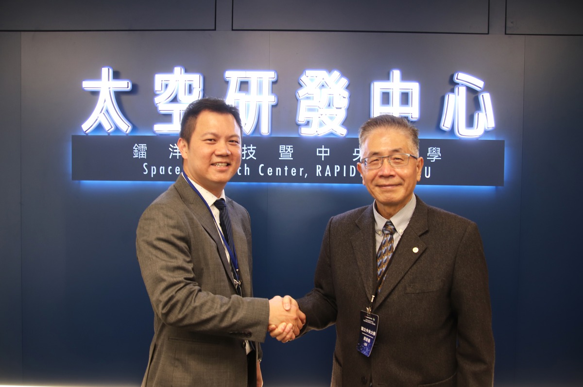 中央大學攜手鐳洋科技 桃園青埔打造太空研發中心 照片一