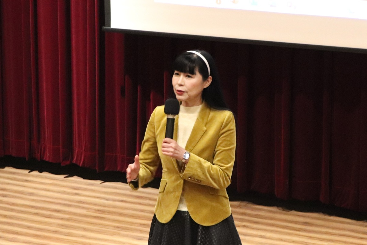 02 中原商學院院長李正文期望透過AI人工智能與大數據創新解方，為學生創造更有效的學習