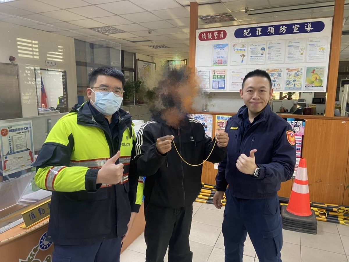 男子弄丟金項鍊遍尋未果 大樹所暖警助順利找回 1376799 scaled
