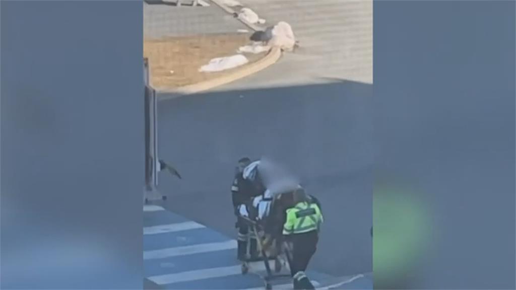 加拿大某高中傳砍殺事件!高中生砍傷2教職員