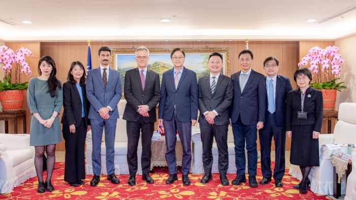 張善政與英國在台辦事處交流 曝將公布2050淨零碳排路徑圖 20230314153436516