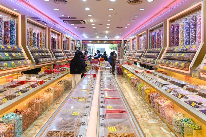全台首間自助休閒食品量販店 中壢三陽食品獲經濟部「優良老店」肯定 20230317160122463