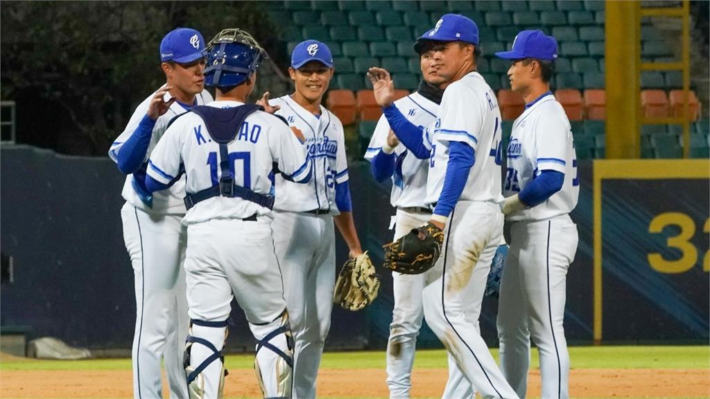富邦悍將戰外隊沒輸過！連勝古巴後再退荷蘭