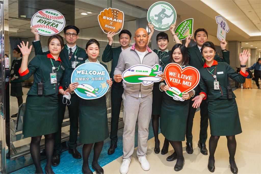 李維拉抵台行程曝!爽嗑小籠包不忘喝茶