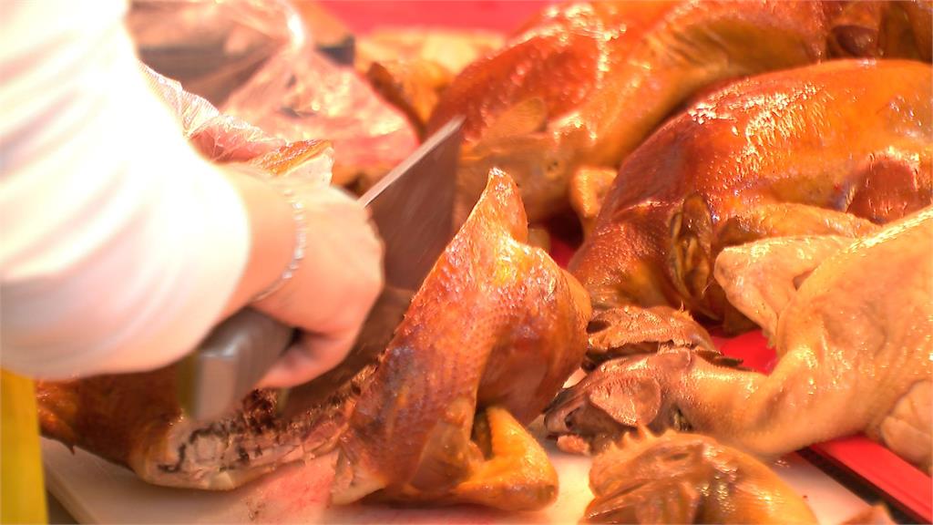 雞肉貴翻天!海南雞腿便當限量免費領湧人潮