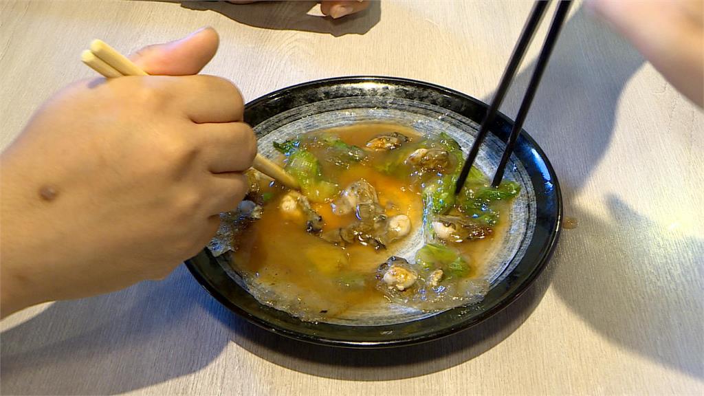 蚵仔煎竟沒蛋!雞蛋批發價每台斤漲至55元