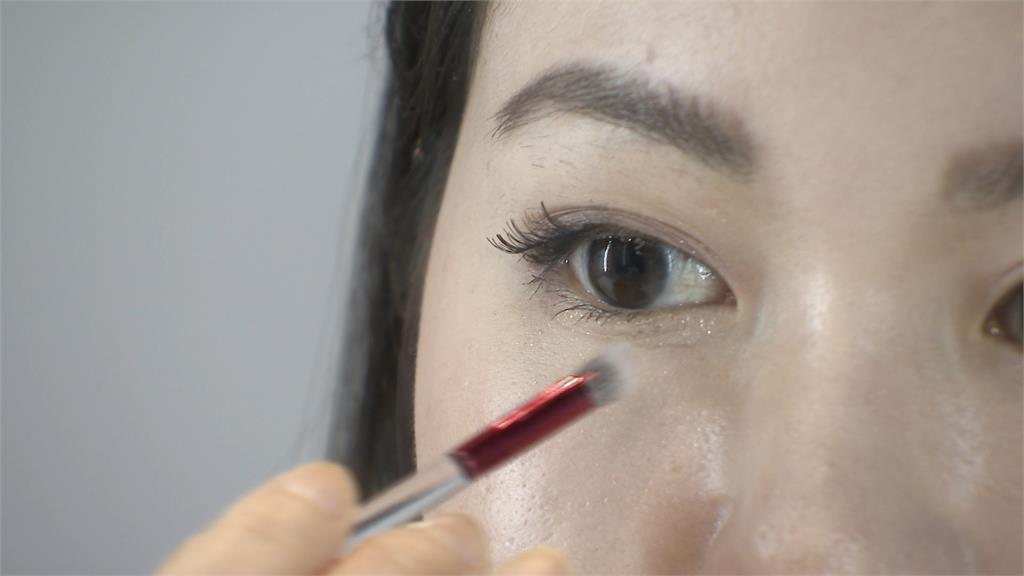 口罩令解禁帶動顏值商機 電商美妝品業績增