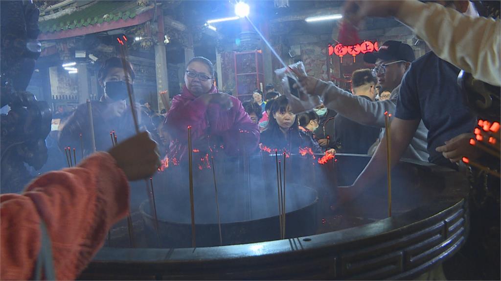 專治小人！仙姑業績飆6倍…顧客全指定要打他