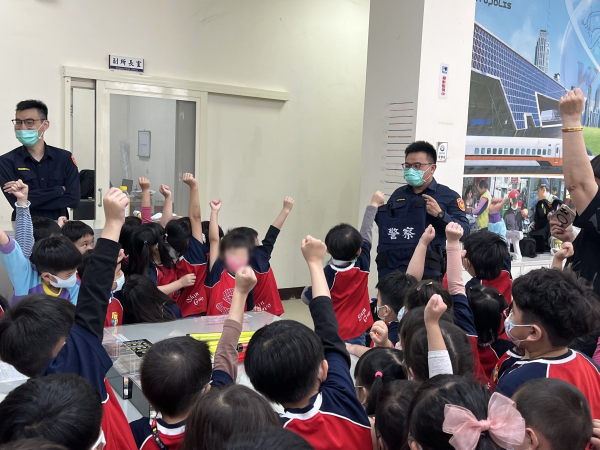 幼兒園參訪派出所 體驗警察日常加強犯罪預防觀念 IMG 8174 副本
