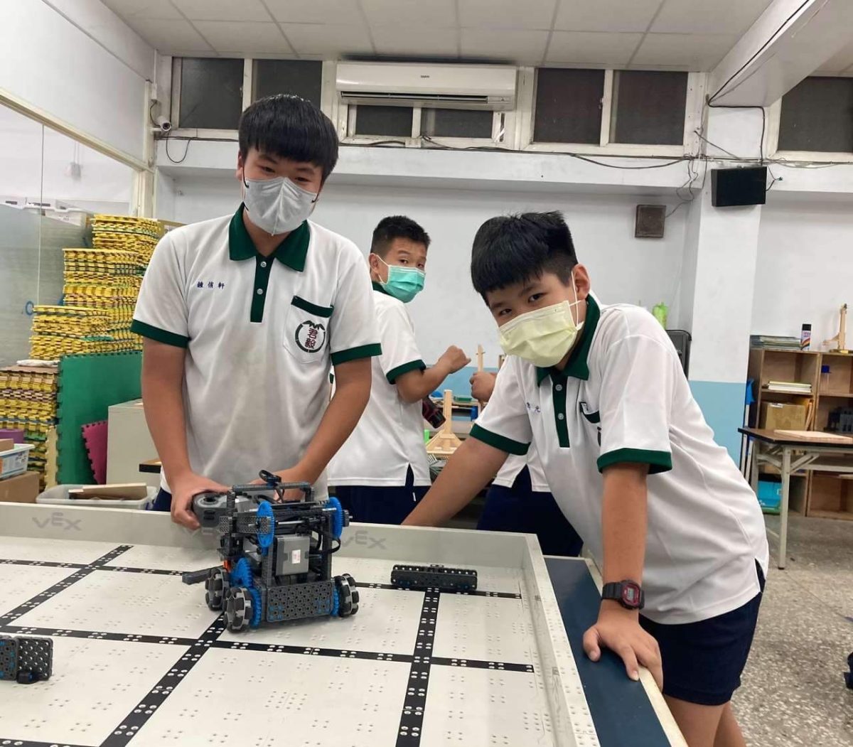 勞動部桃竹苗分署培訓選手脫穎而出 全國技能競賽分區賽摘金 S 69083409 scaled