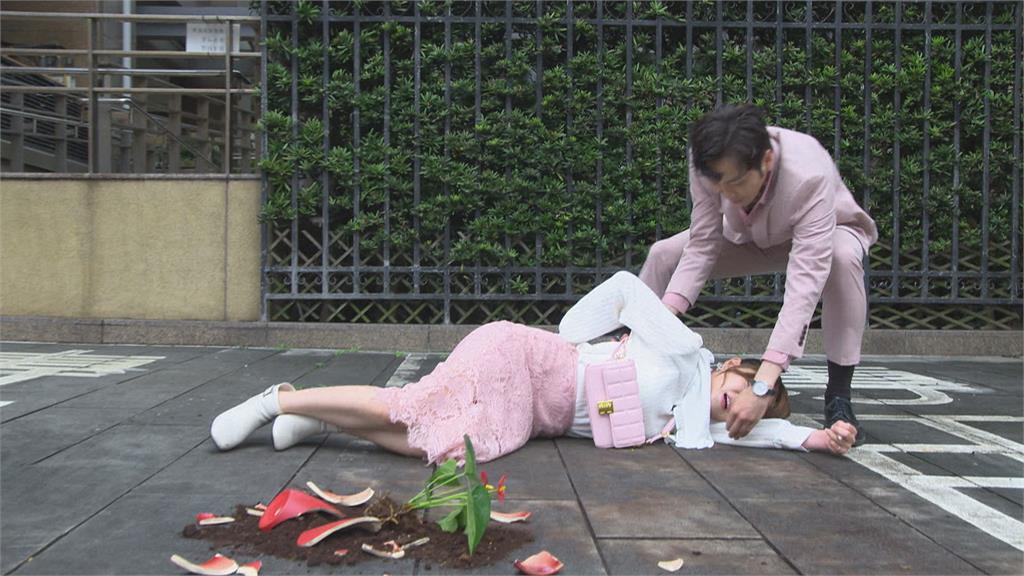 謝京穎《市井豪門》陷「煤氣燈效應」!帶狀皰疹還復發