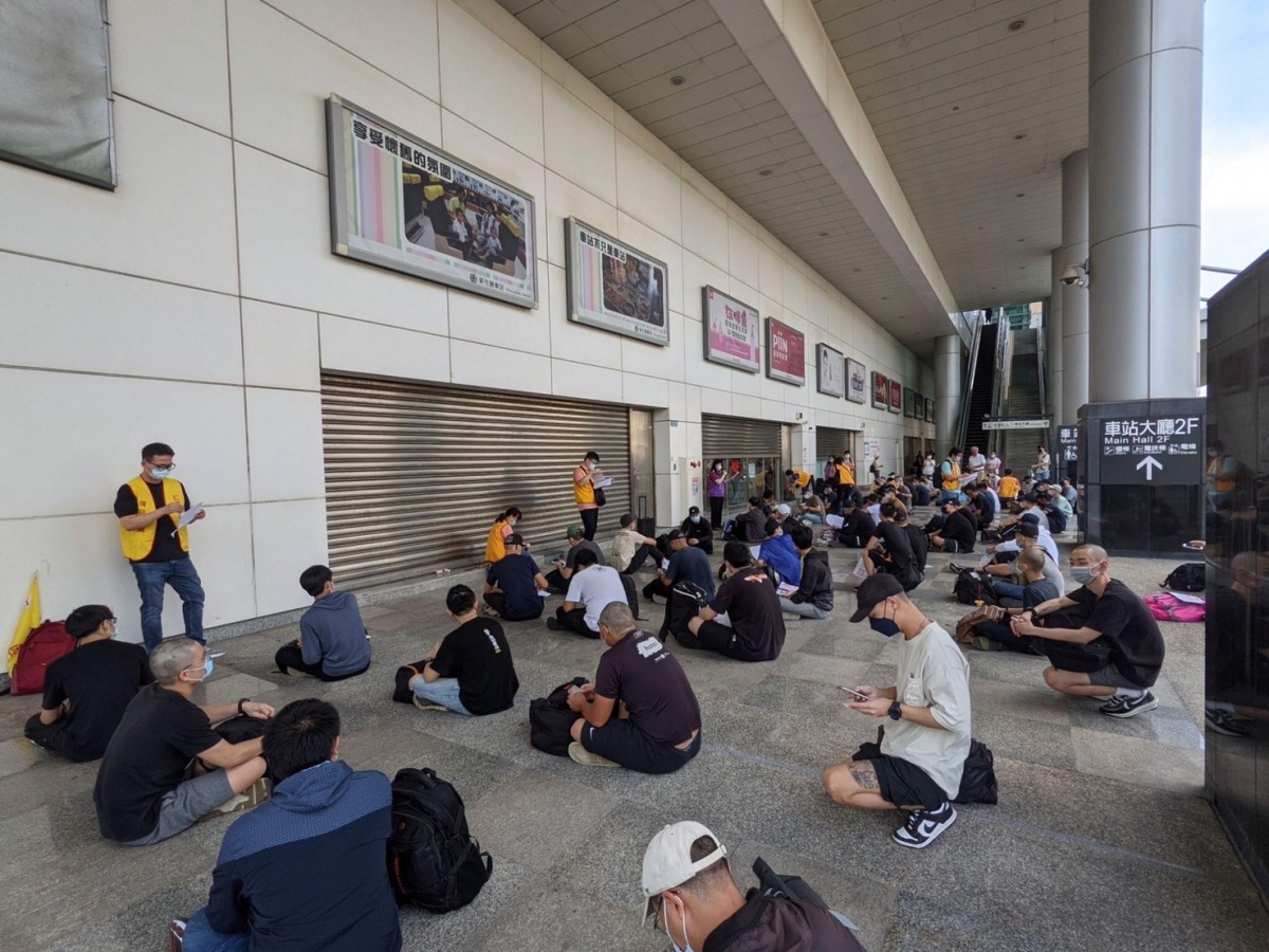 畢業後苦等不到兵單 內政部:採分流增加訓量 cd5d1083 f915 4d31 bfe4 81447db6e7fc