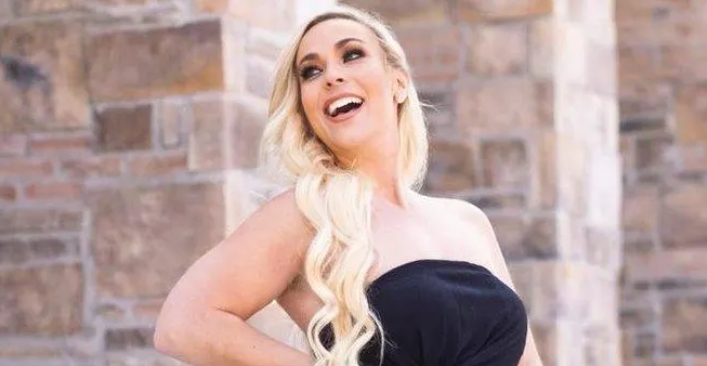 小學老師開「限制級IG」!遭開除後收入反增加