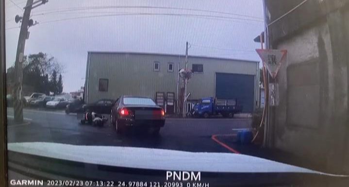 【有片】中低收父育2身障兒 與酒駕男擦撞重傷昏迷 中壢車禍 e1677650669778