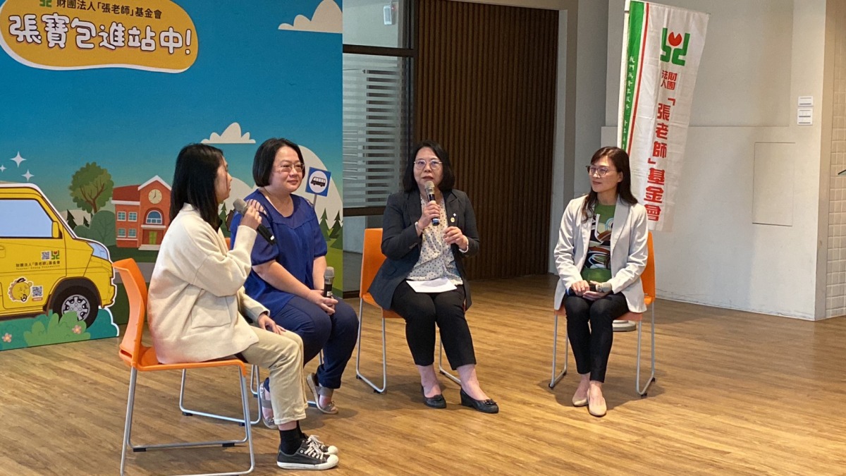 桃園張老師啟動校園巡迴 盼大專青年重視心理健康 笑吧記者會 230330 5 1