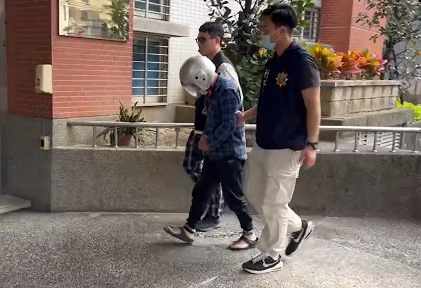 保二、龜山警破地下兵工廠 國防部急澄清:國軍T65K2步槍無外流 螢幕擷取畫面 686 e1679563104982