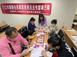 移民署邀新住民製作奧黛 體驗越南傳統服飾的優雅美麗