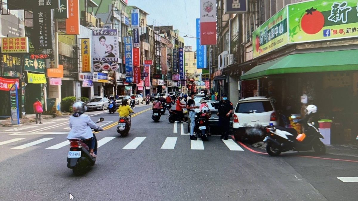 疲勞駕駛釀禍!休旅車撞進水果店男乘客輕傷 1424670 scaled