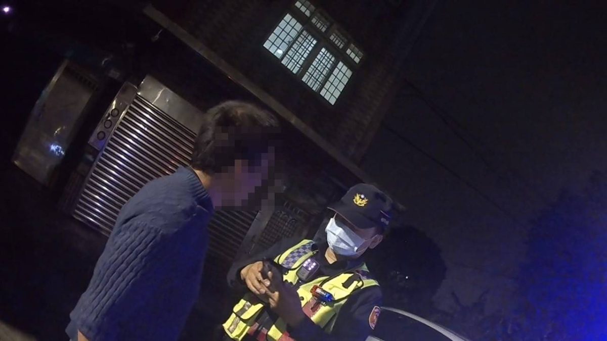 男子酒醉路邊喧鬧擾民 警勸導意外查獲通緝身分 1435002 scaled