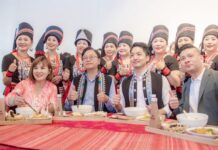 龍岡米干節4/22熱鬧揭幕 張善政、蔣萬安搶先嘗異域美食