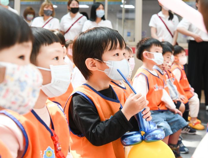 中壢區親子藝術校園巡演 培養孩子吸收多元文化價值 20230428143129954