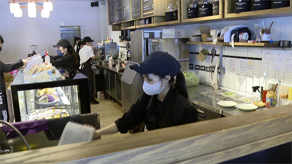 外銷訂單恐連7黑 中經院下修GDP至2.01%