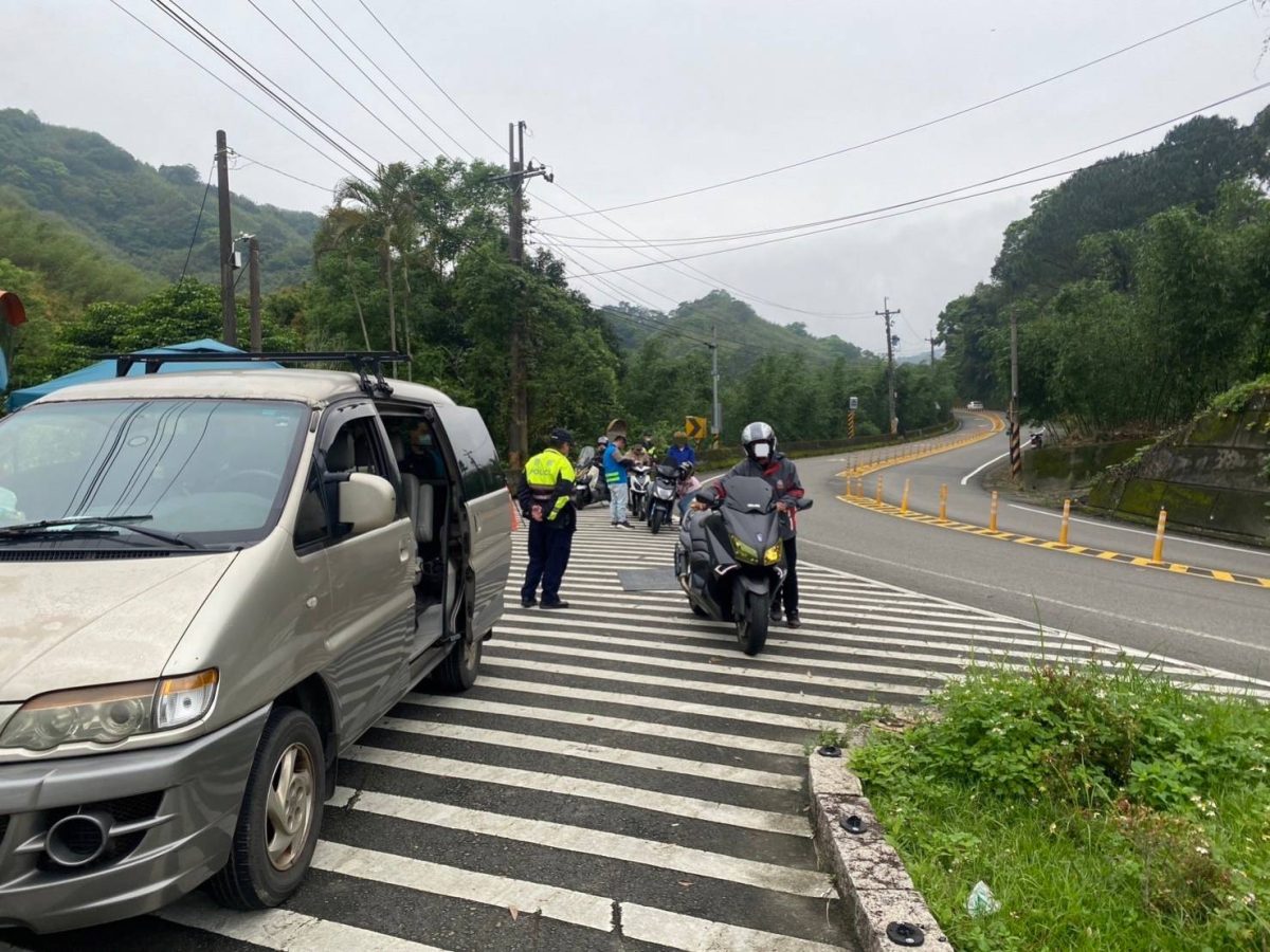 大溪警台7乙線取締改裝車 6台噪音超標 240146 scaled