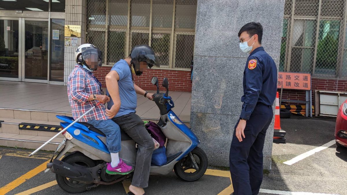 老婦搭計程車忘了地址司機報警求助 悠遊卡幫大忙 262216 scaled
