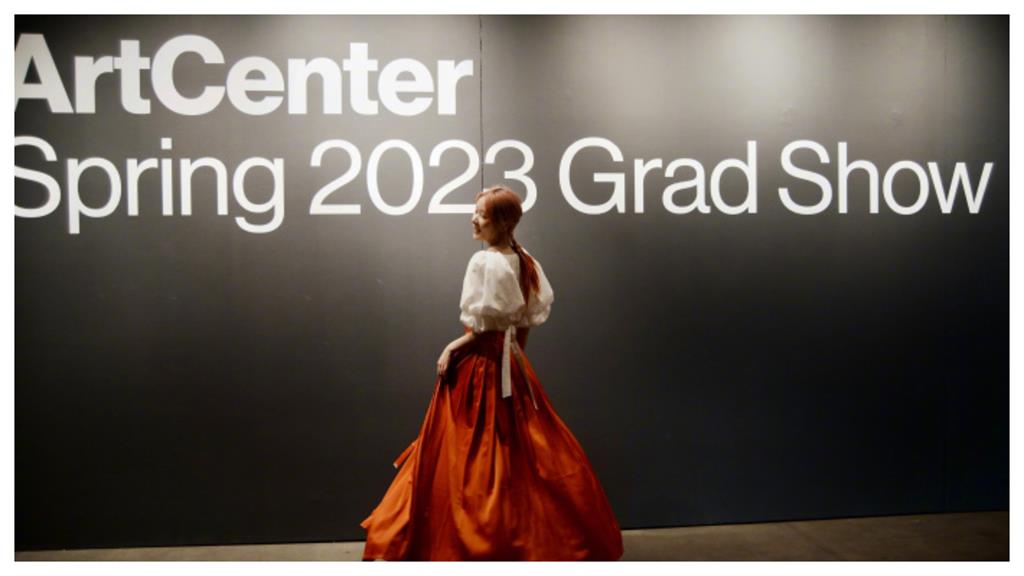 星爺女兒攻讀BFA畢業!徐嬌絕美沙龍照連發