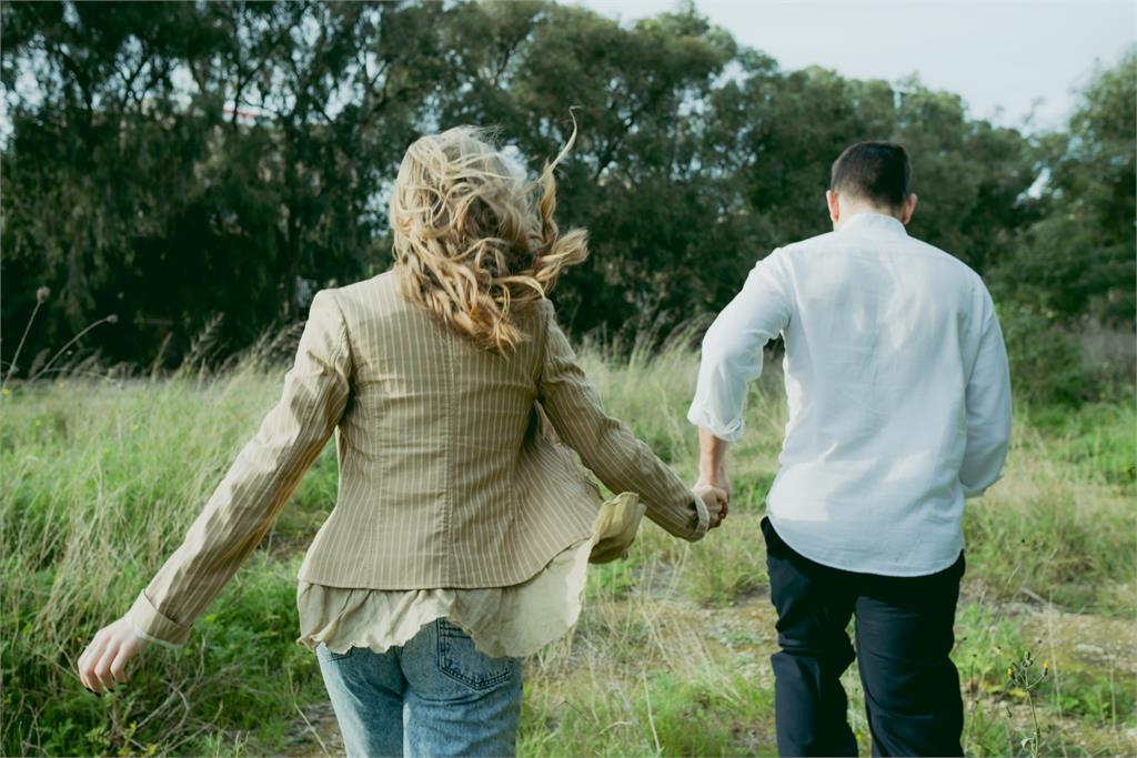 他花錢買房「女友卻超失落」 1關鍵讓網戰翻