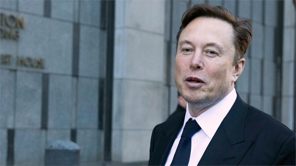 馬斯克炫耀每年躺賺3千萬!網卻歪樓挖出他私帳