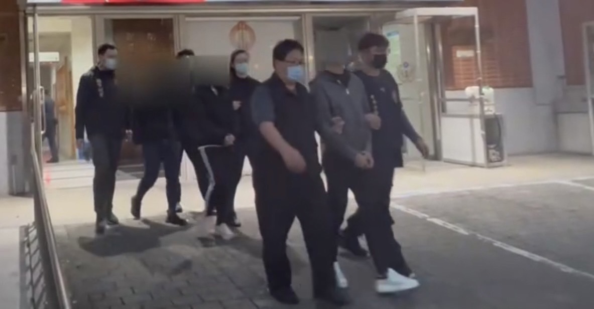恐嚇取財逼迫交出房屋權狀 大園警逮捕5人送辦 S 38903815