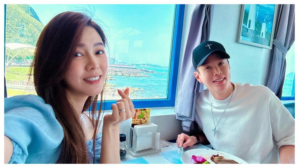 吳東諺1天8行程忙到凌晨!白家綺甜喊:我的超人