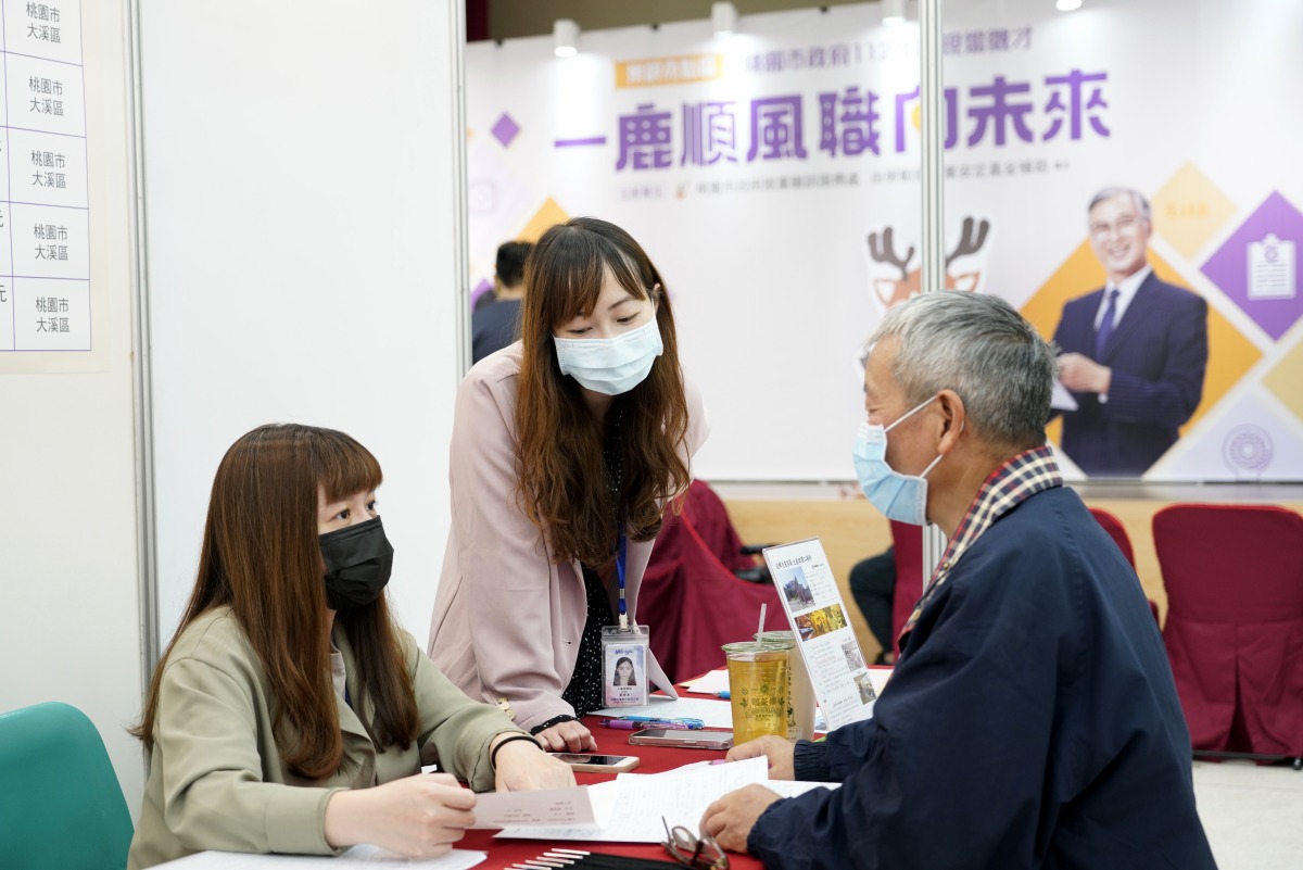 桃園就服處六月6場徵才活動接力登場 時間、地點出爐 112年4月陸光市民中心徵才活動1