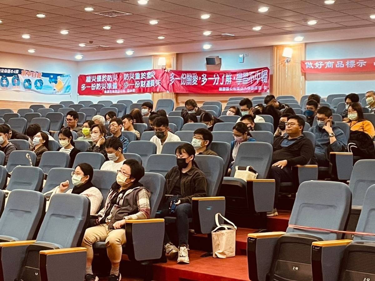桃市府跨局處舉辦「區辨圖利與便民」論壇 強化公務員法律知識 22222