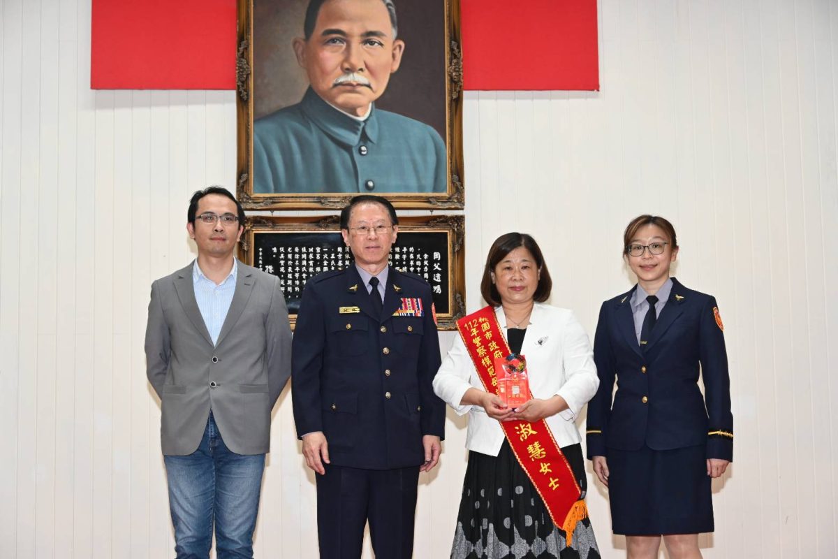 拉拔兒孫從警 3名模範母親獲桃警表揚 253094 scaled
