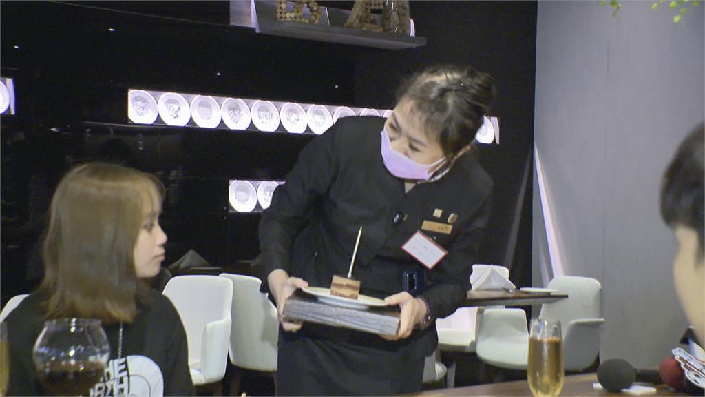 外食商機大爆發! 餐飲業Q1營收創單季新高