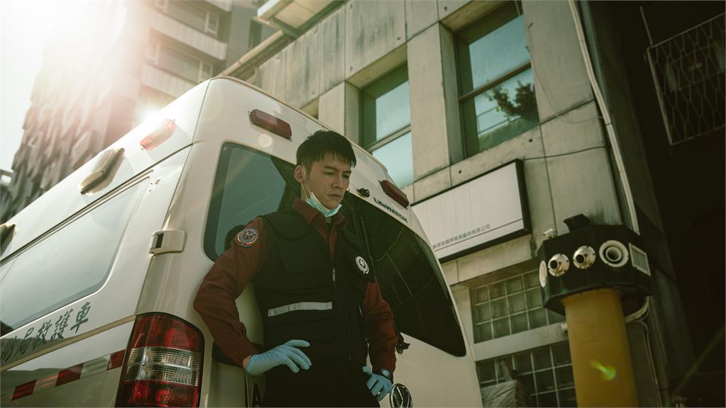 《火神的眼淚》經典再播!溫昇豪盼觀眾一起感同身受