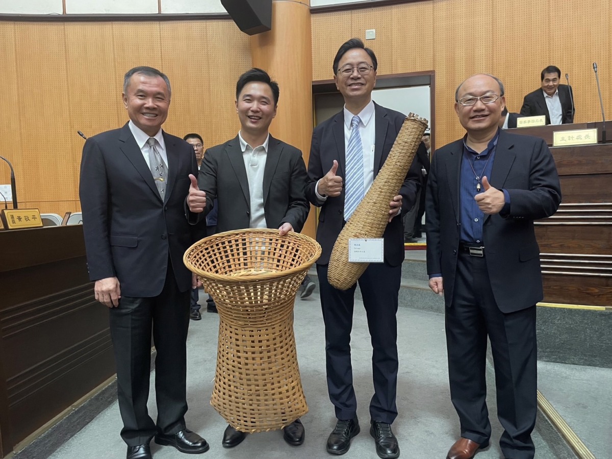 議員許家睿指八塊厝民俗藝術村「名不符實」 籲桃市府加強保存手工技藝 S 42402744