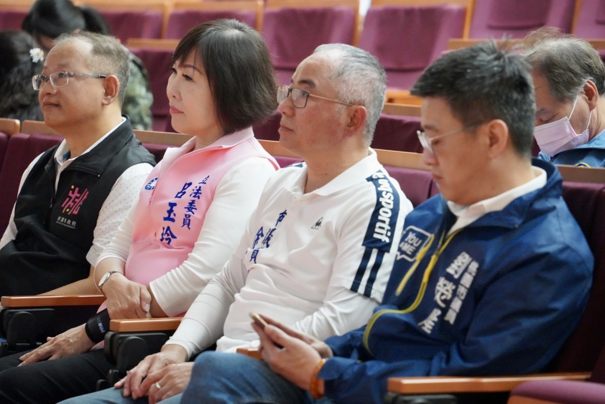 陸軍航空601旅演習影響生活品質 呂玉玲爭取現金補償鄰近居民 S 47243329