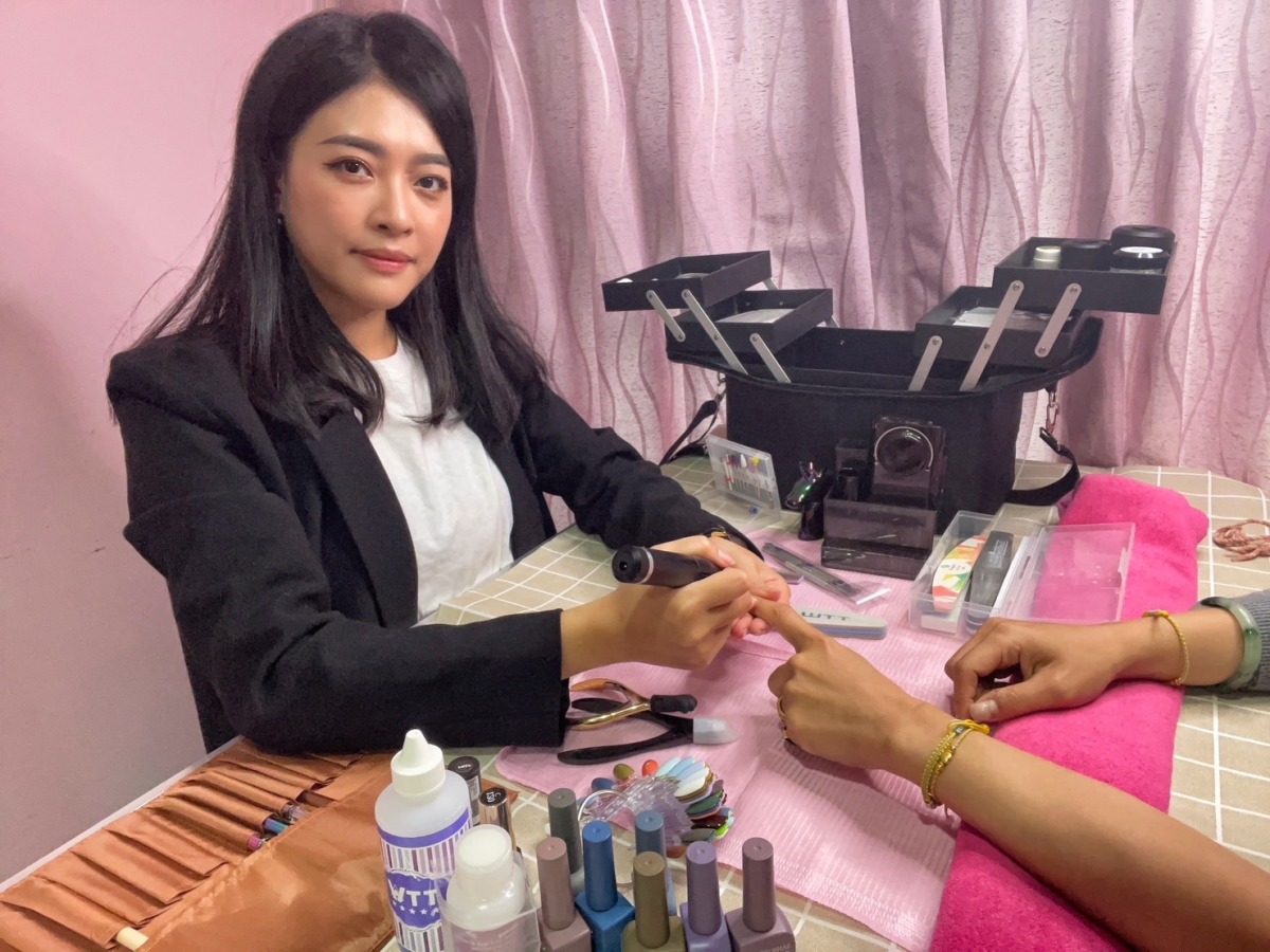 見媽媽霧眉失敗!女兒報名勞動部桃竹苗分署職訓 變身專業美容師 S 69951503