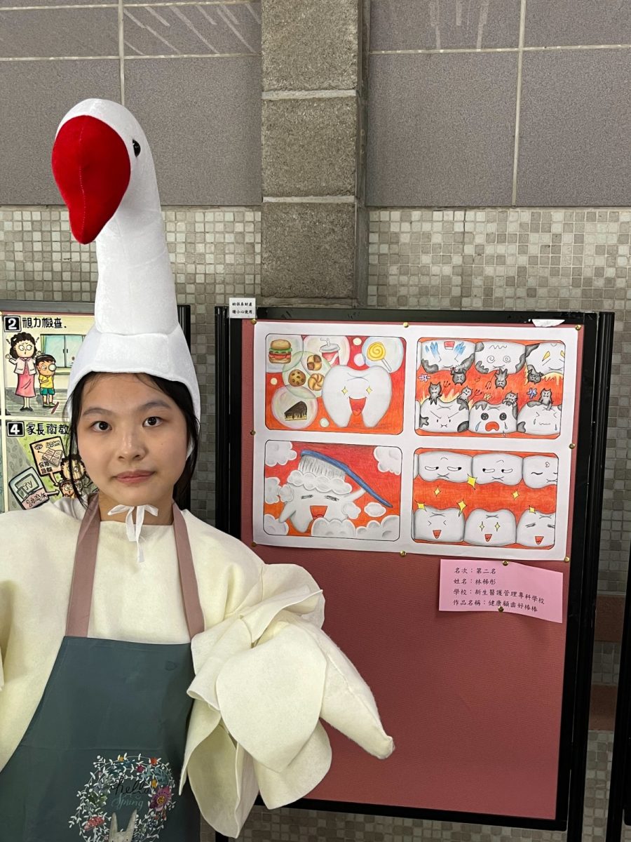 圖2：新生醫專幼保科林秭彤以「健康顧齒好棒棒」作品，榮獲全國教保技藝競賽四格漫畫 scaled