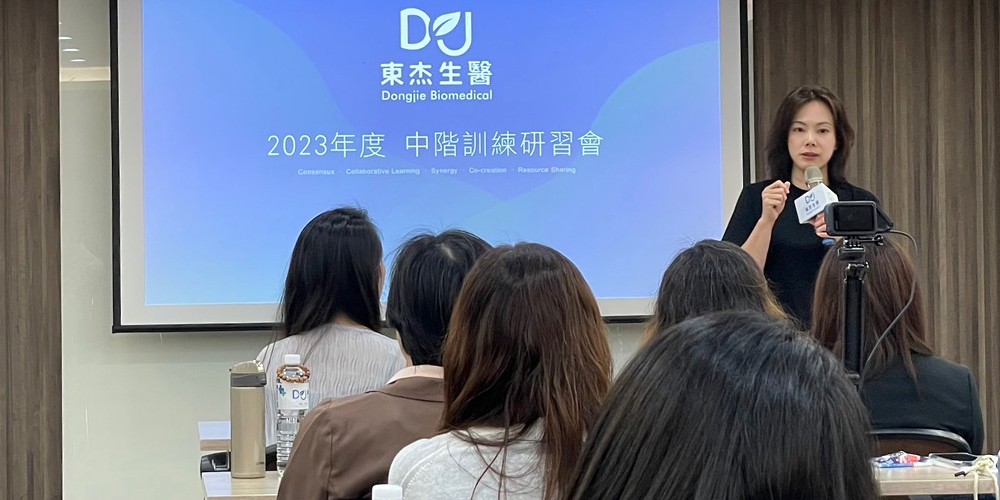 東杰生醫創辦人陳夢琦，母親節動員百位管理師培訓相關課程，為開啟國際兒童成長市場