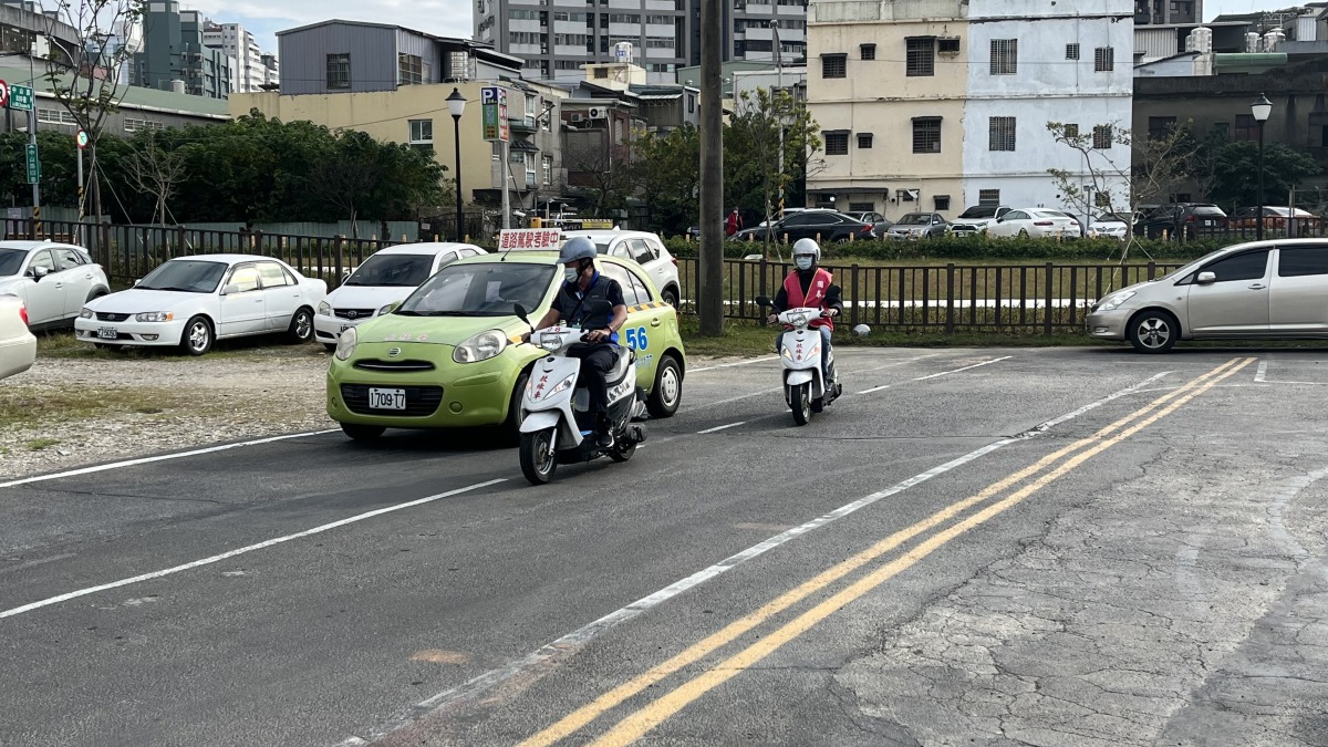 限1500人!桃園交通局攜手公路總局 機車駕訓班最高補助2600元 術科上課情形