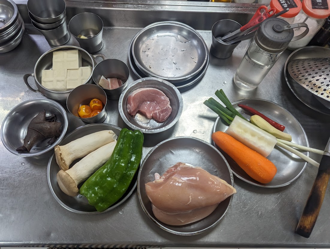 副刊/成為煮飯的人之三 丙級廚師證照 0623圖二
