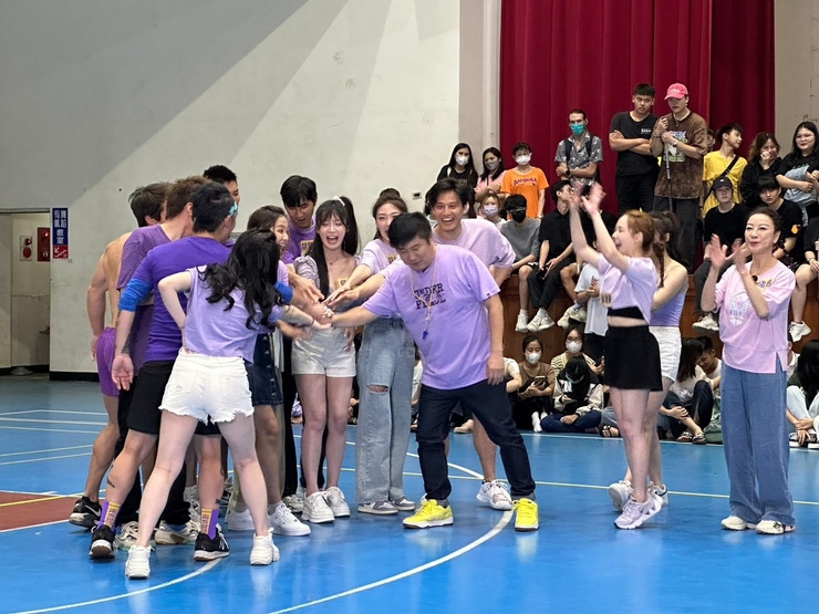 錄影驚傳被黑衣人包圍叫囂 楊繡惠沒在怕還對嗆