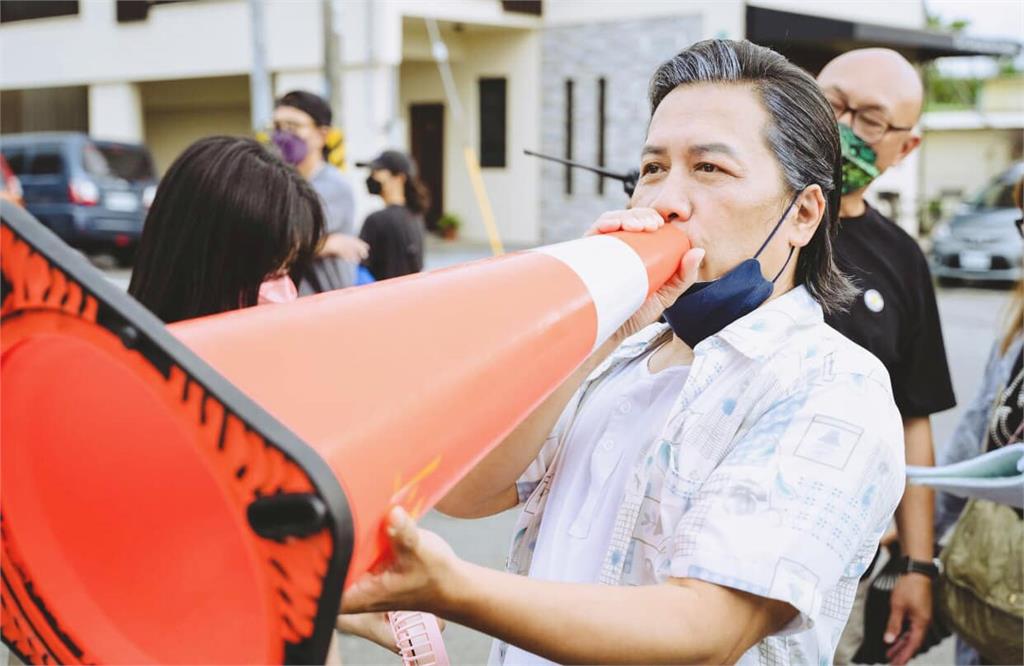 許傑輝道歉挨轟沒誠意!粉絲喊「加油」網戰翻