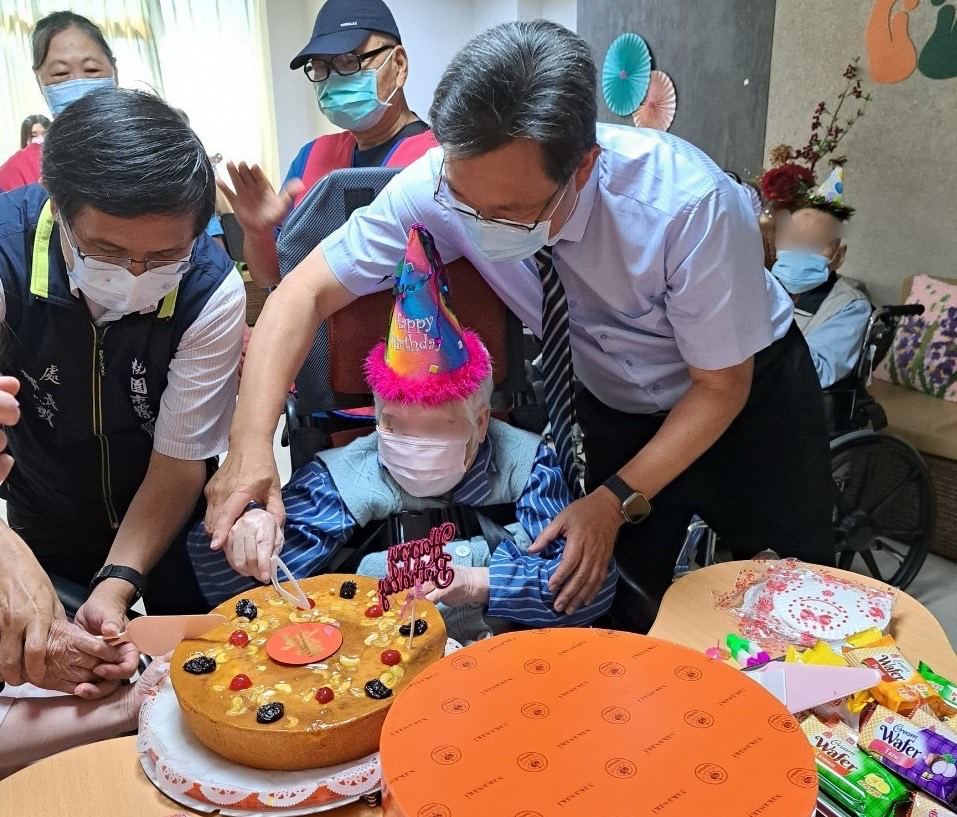 端午節前夕 北榮桃分院護理之家慶生會熱鬧登場 1慶生會1